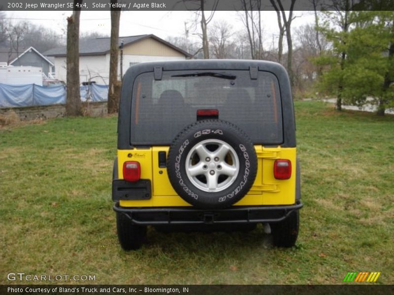 Solar Yellow / Agate Black 2002 Jeep Wrangler SE 4x4