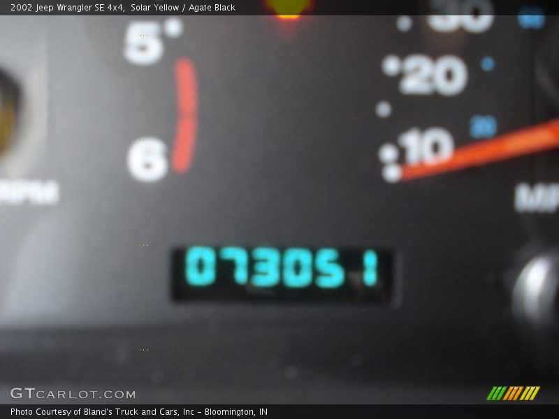 Solar Yellow / Agate Black 2002 Jeep Wrangler SE 4x4