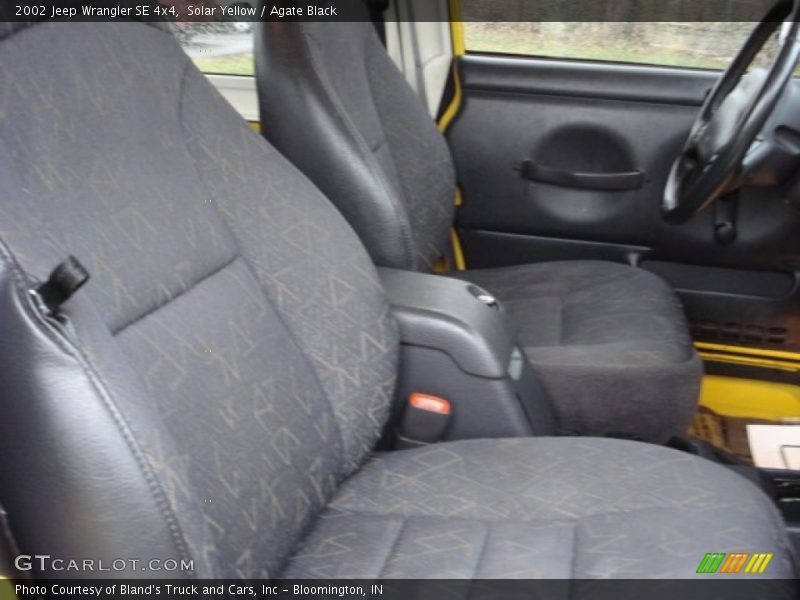 Solar Yellow / Agate Black 2002 Jeep Wrangler SE 4x4
