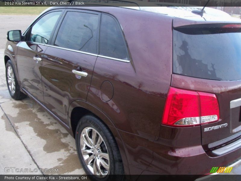 Dark Cherry / Black 2012 Kia Sorento SX V6