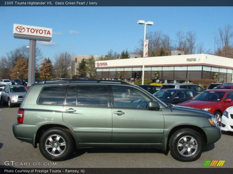 Oasis Green Pearl / Ivory 2005 Toyota Highlander V6