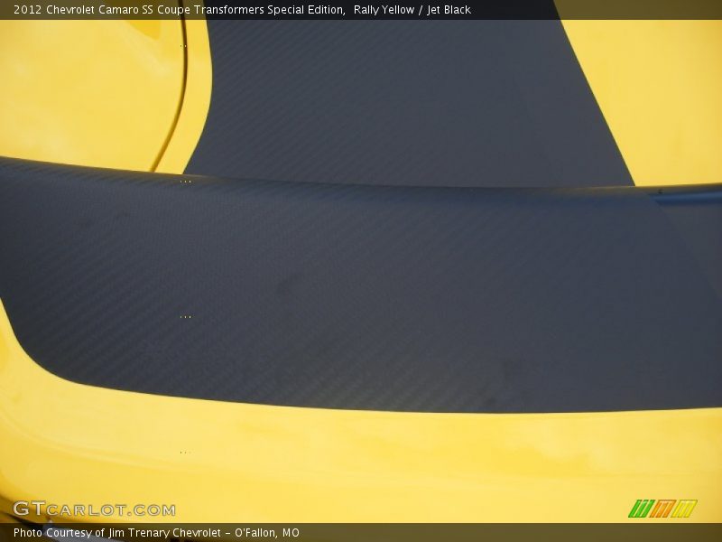 Faux Carbon pattern graphics - 2012 Chevrolet Camaro SS Coupe Transformers Special Edition