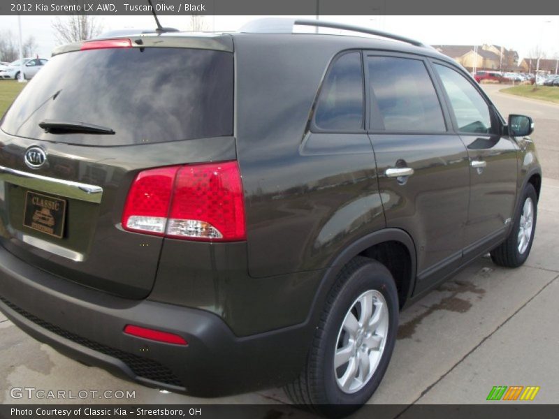 Tuscan Olive / Black 2012 Kia Sorento LX AWD