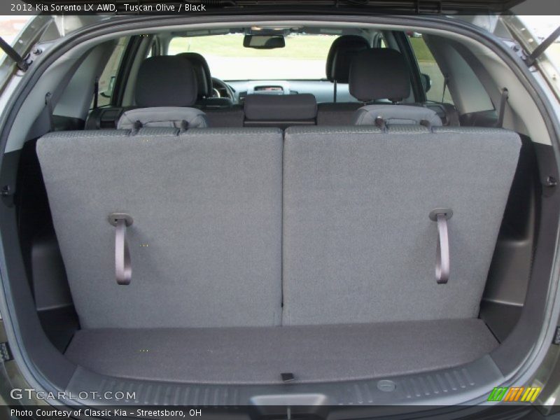  2012 Sorento LX AWD Trunk