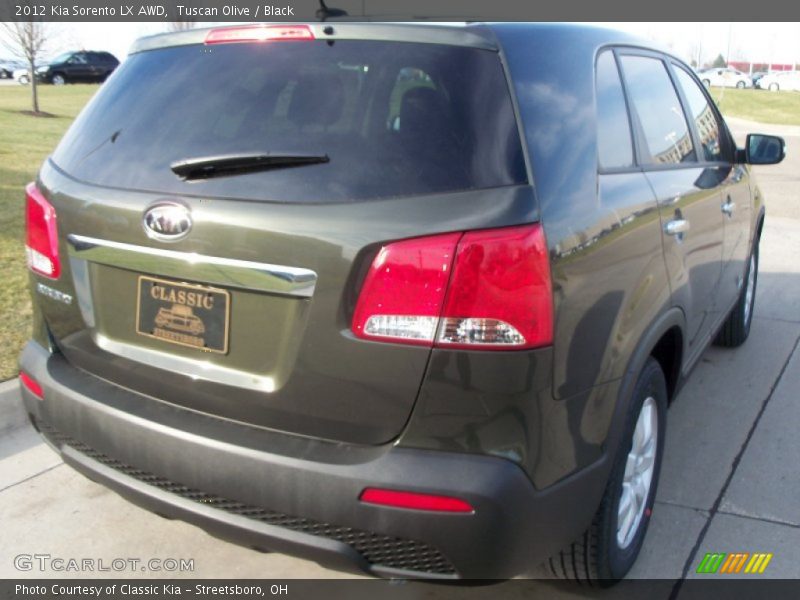 Tuscan Olive / Black 2012 Kia Sorento LX AWD