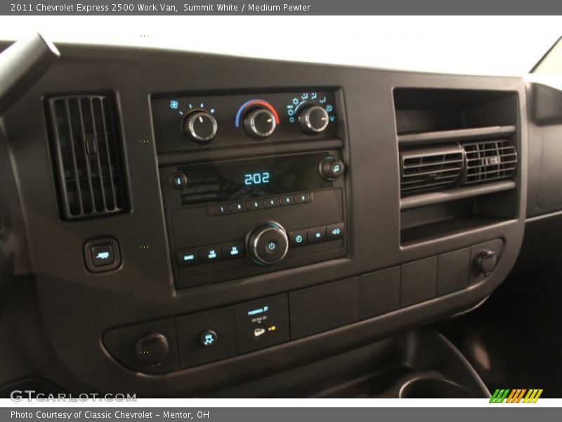 Summit White / Medium Pewter 2011 Chevrolet Express 2500 Work Van