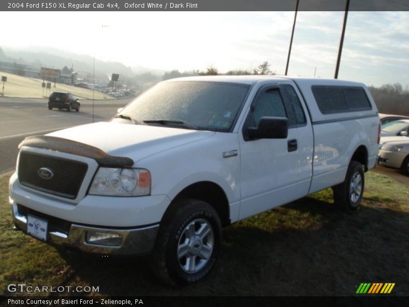 Oxford White / Dark Flint 2004 Ford F150 XL Regular Cab 4x4