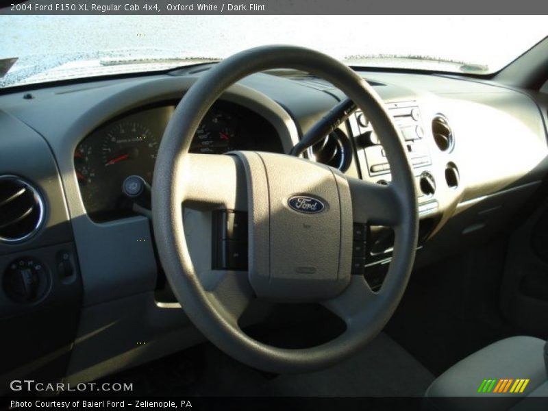 Oxford White / Dark Flint 2004 Ford F150 XL Regular Cab 4x4