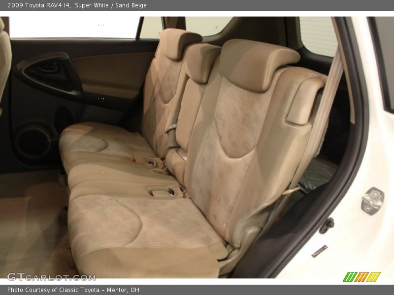 Super White / Sand Beige 2009 Toyota RAV4 I4