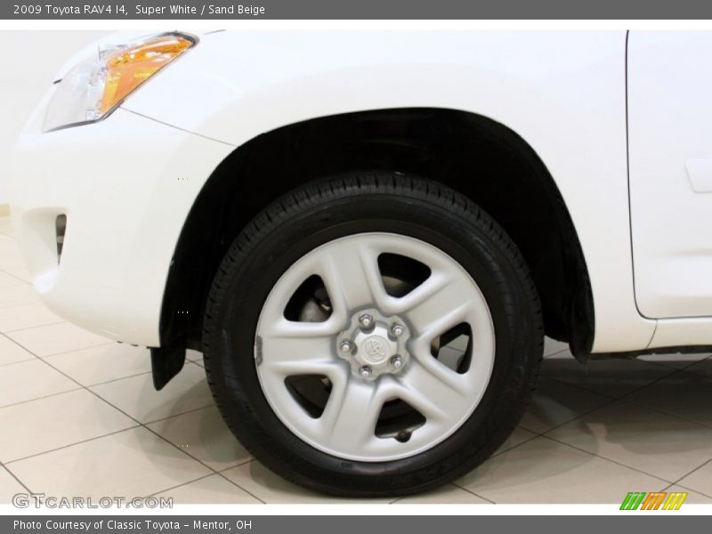 Super White / Sand Beige 2009 Toyota RAV4 I4