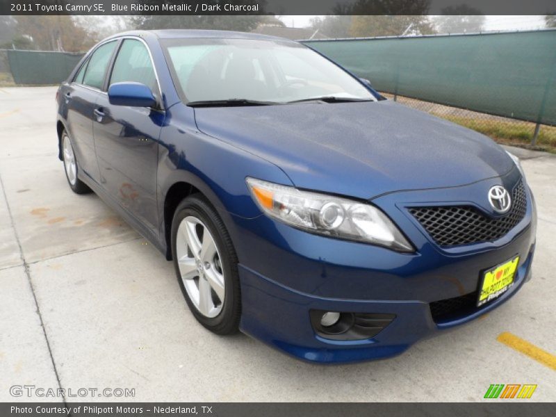 Blue Ribbon Metallic / Dark Charcoal 2011 Toyota Camry SE