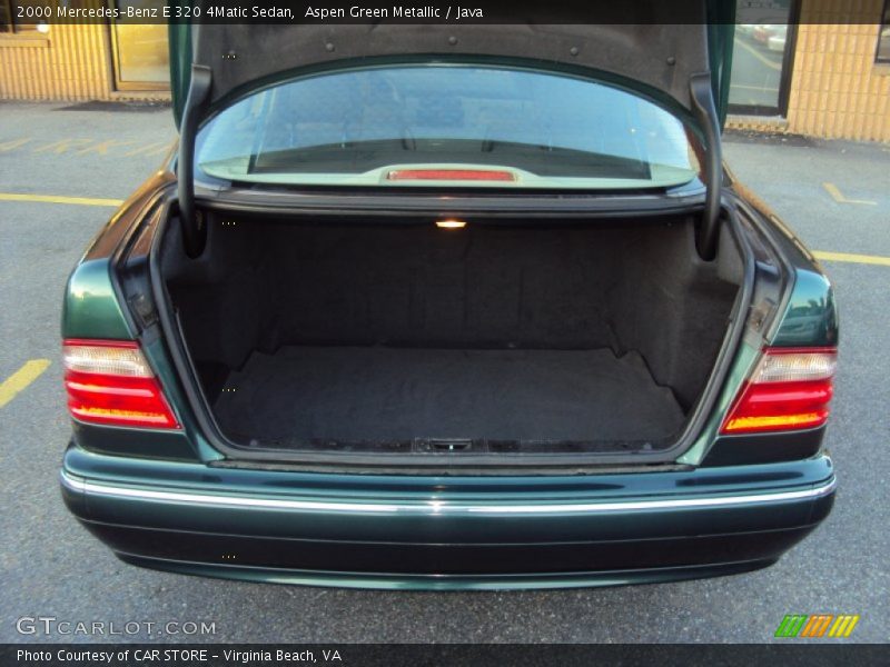 Aspen Green Metallic / Java 2000 Mercedes-Benz E 320 4Matic Sedan