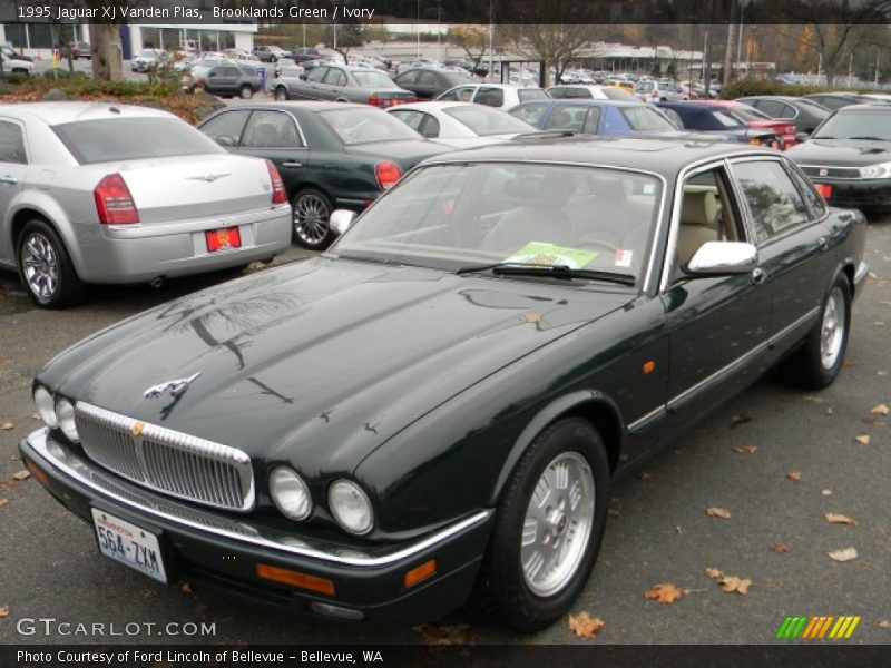 Brooklands Green / Ivory 1995 Jaguar XJ Vanden Plas