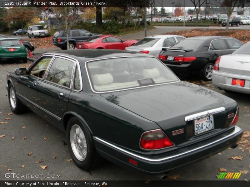 Brooklands Green / Ivory 1995 Jaguar XJ Vanden Plas