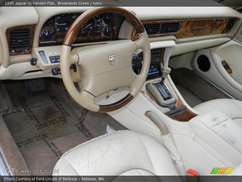  1995 XJ Vanden Plas Ivory Interior