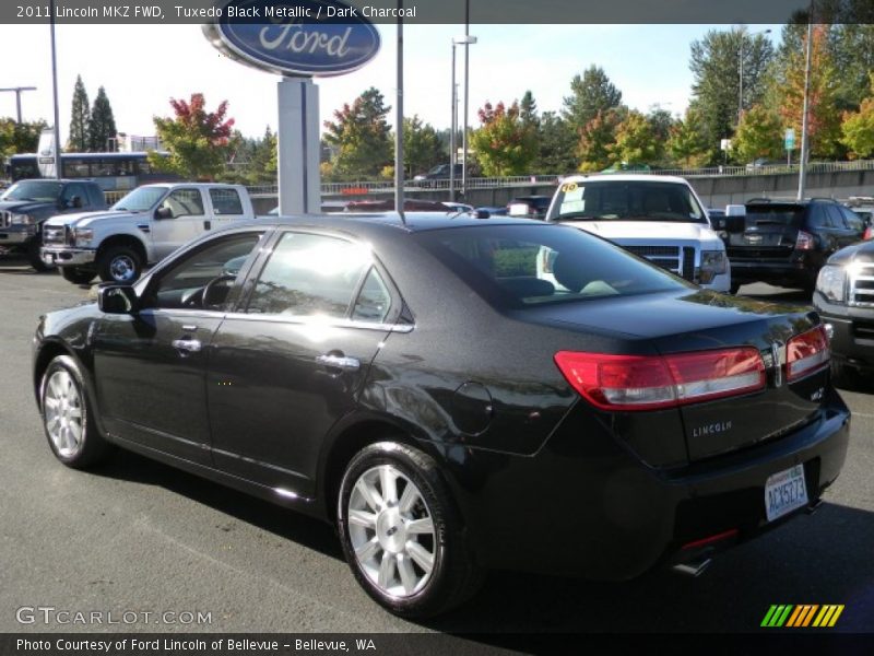 Tuxedo Black Metallic / Dark Charcoal 2011 Lincoln MKZ FWD