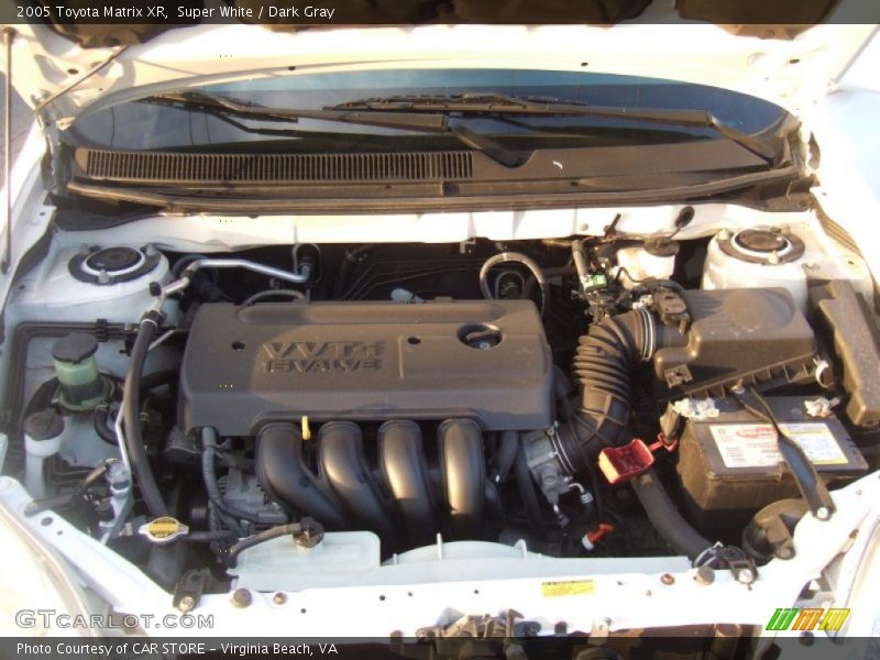 Super White / Dark Gray 2005 Toyota Matrix XR