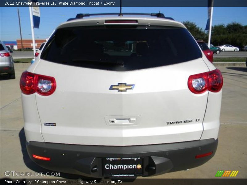 White Diamond Tricoat / Ebony 2012 Chevrolet Traverse LT