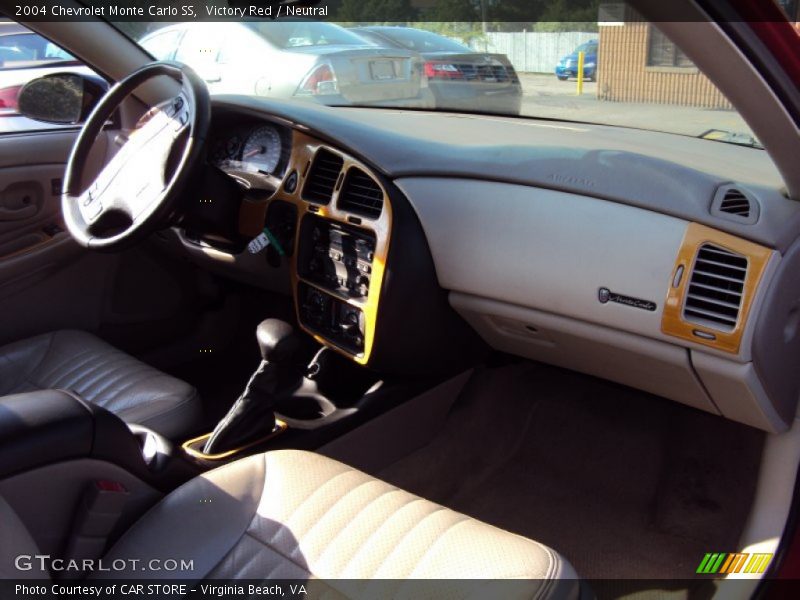 Victory Red / Neutral 2004 Chevrolet Monte Carlo SS