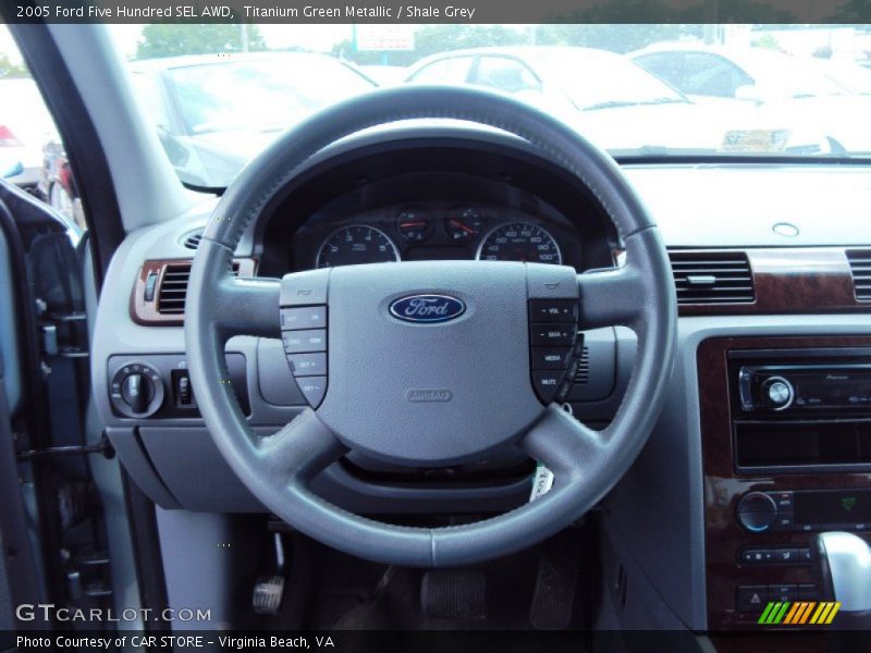  2005 Five Hundred SEL AWD Steering Wheel