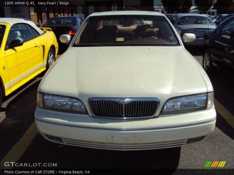 Ivory Pearl / Beige 1995 Infiniti Q 45