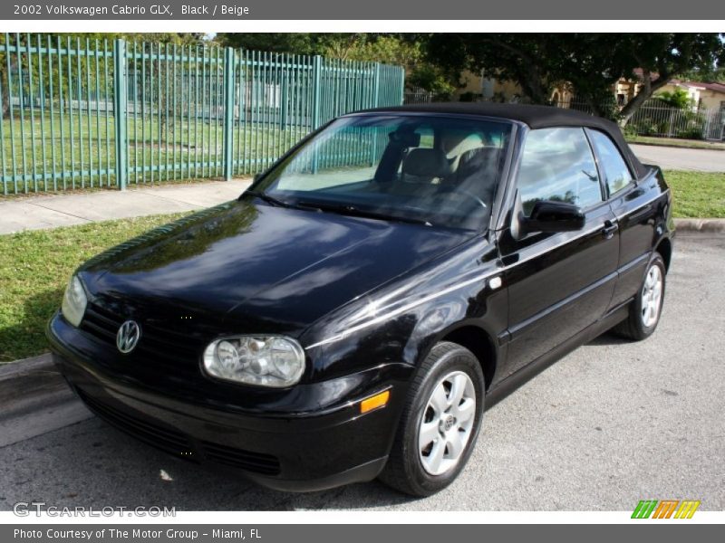 Black / Beige 2002 Volkswagen Cabrio GLX