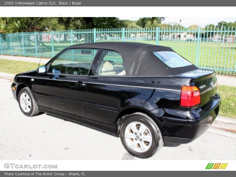 Black / Beige 2002 Volkswagen Cabrio GLX