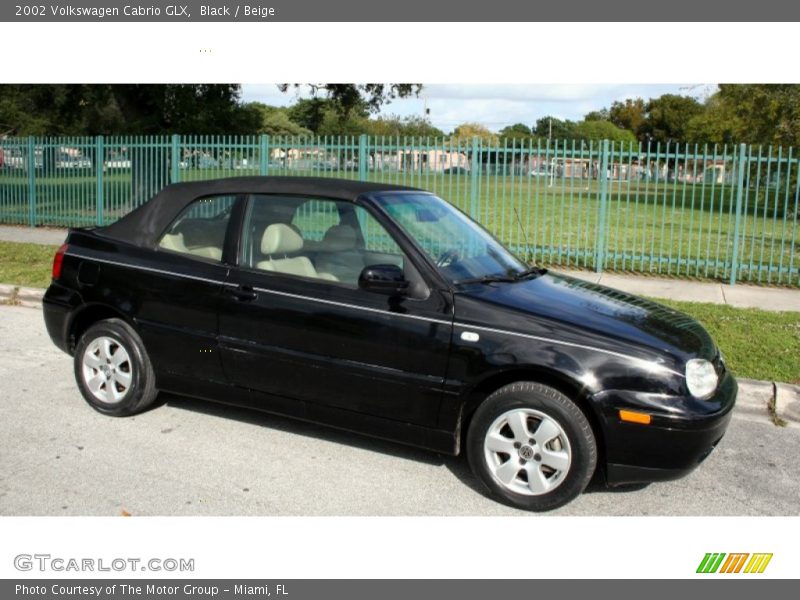 Black / Beige 2002 Volkswagen Cabrio GLX