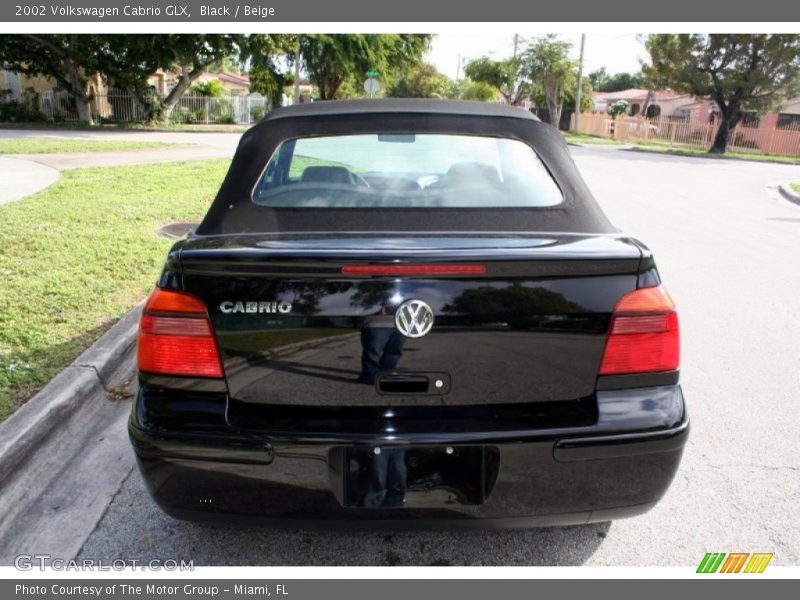 Black / Beige 2002 Volkswagen Cabrio GLX