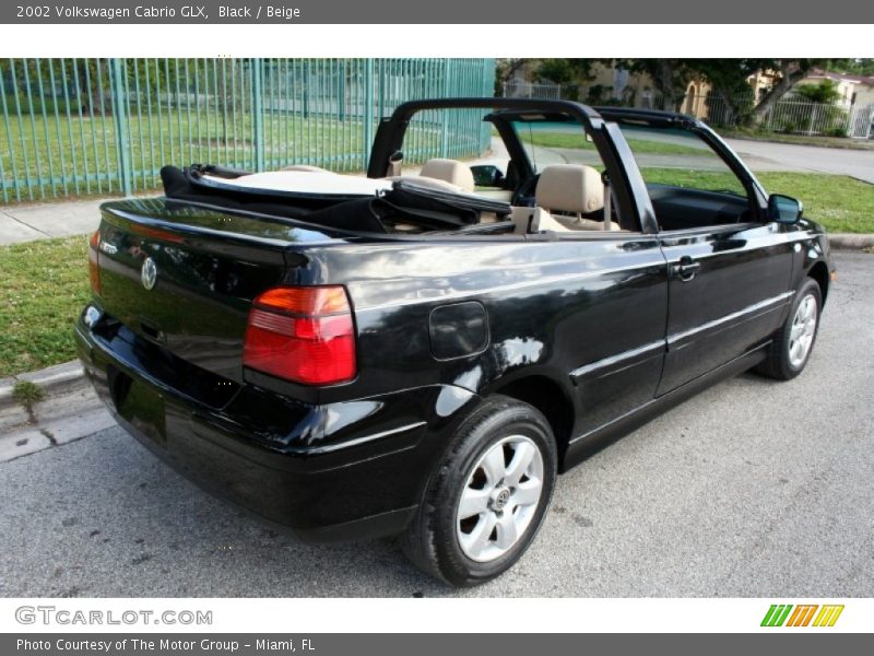 Black / Beige 2002 Volkswagen Cabrio GLX