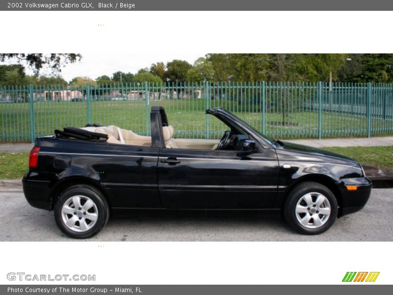 Black / Beige 2002 Volkswagen Cabrio GLX
