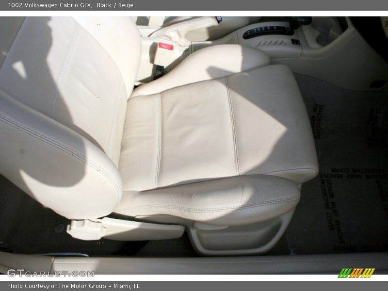Black / Beige 2002 Volkswagen Cabrio GLX
