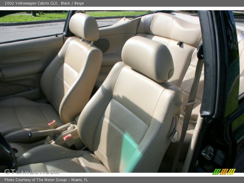 Black / Beige 2002 Volkswagen Cabrio GLX