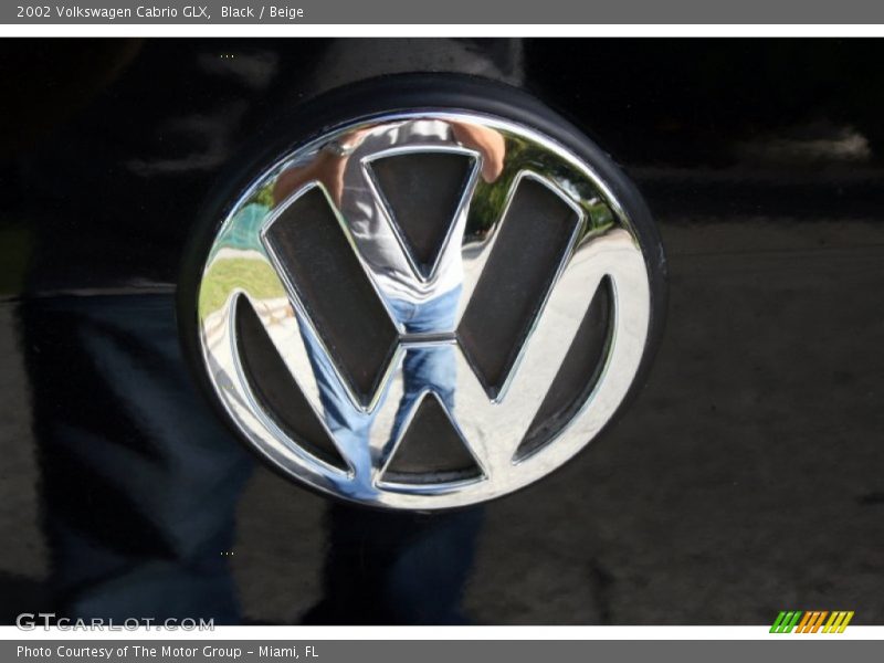 Black / Beige 2002 Volkswagen Cabrio GLX