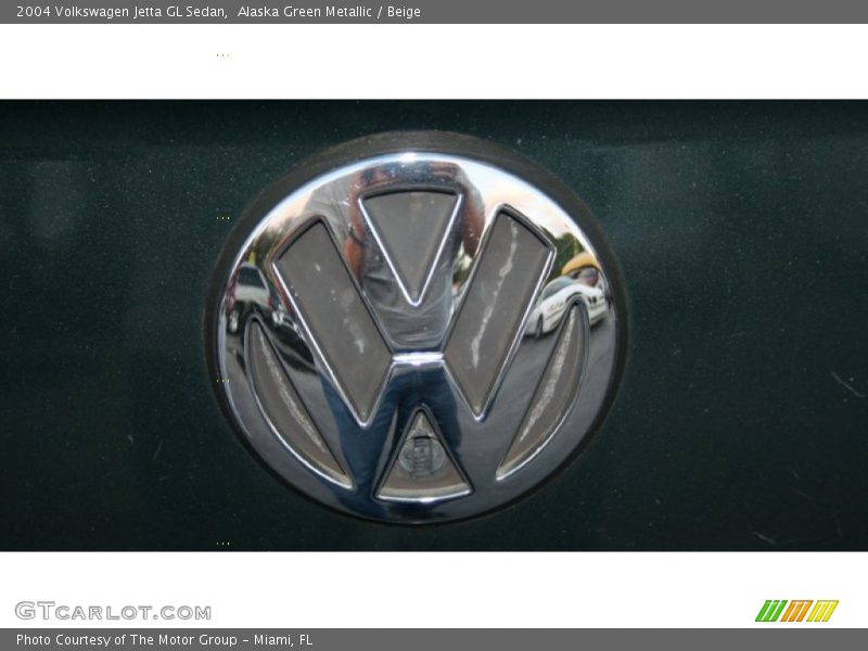 Alaska Green Metallic / Beige 2004 Volkswagen Jetta GL Sedan