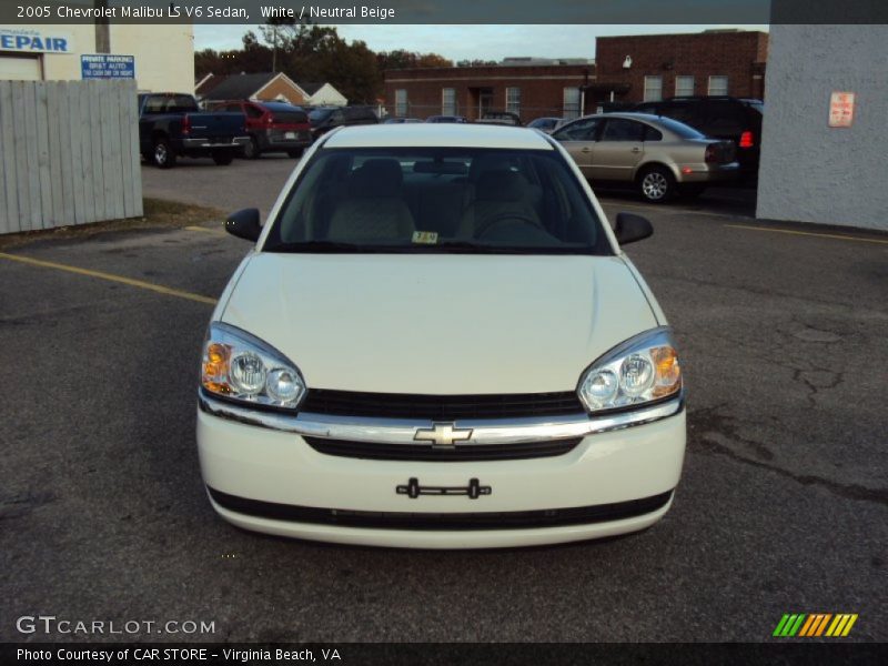 White / Neutral Beige 2005 Chevrolet Malibu LS V6 Sedan