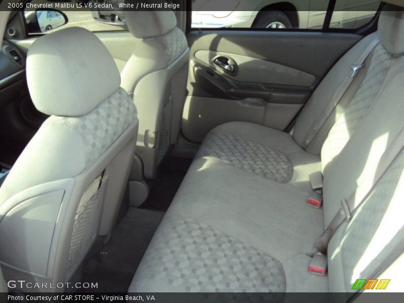 White / Neutral Beige 2005 Chevrolet Malibu LS V6 Sedan