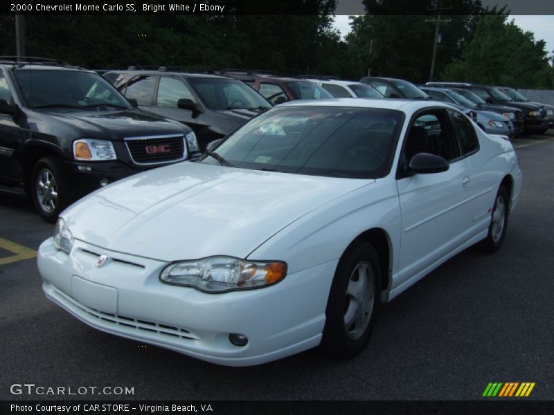Bright White / Ebony 2000 Chevrolet Monte Carlo SS
