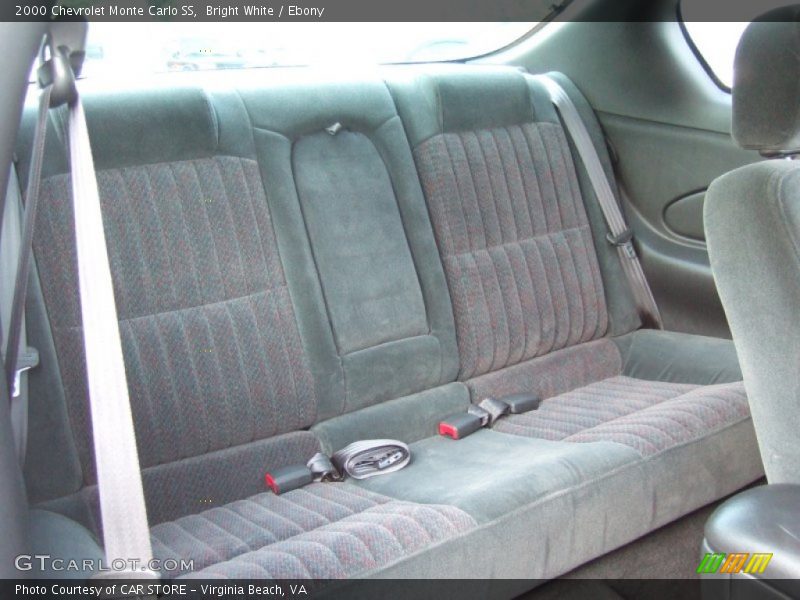 Bright White / Ebony 2000 Chevrolet Monte Carlo SS