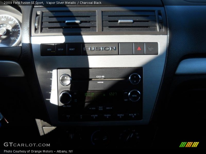 Vapor Silver Metallic / Charcoal Black 2009 Ford Fusion SE Sport