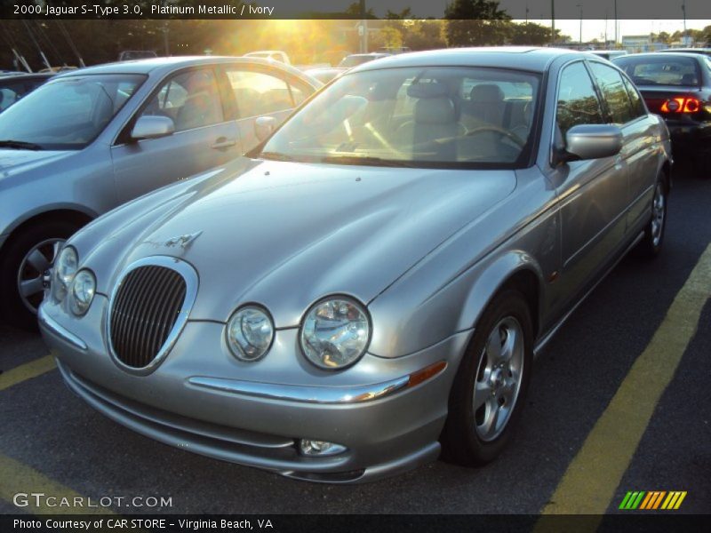 Platinum Metallic / Ivory 2000 Jaguar S-Type 3.0
