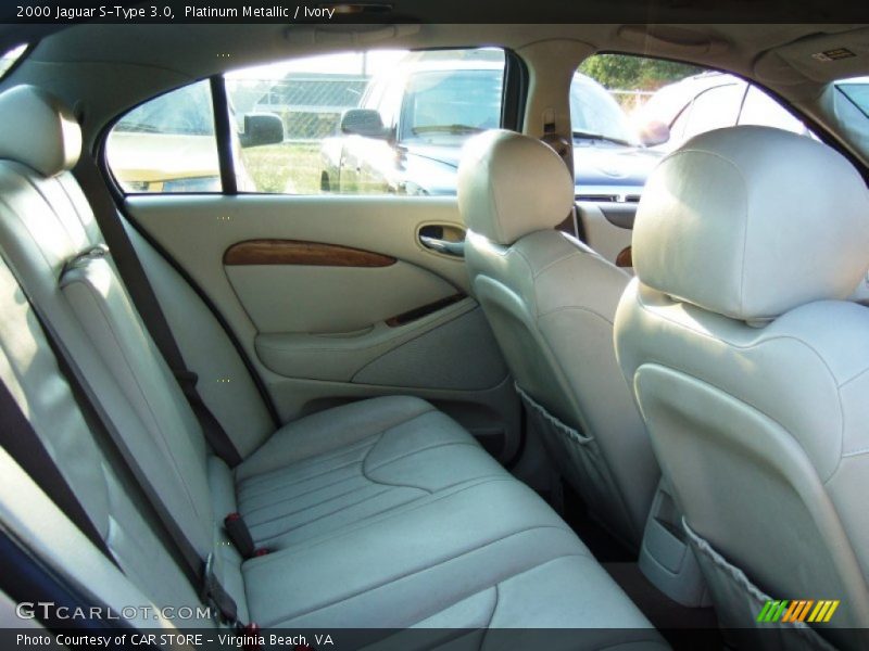 Platinum Metallic / Ivory 2000 Jaguar S-Type 3.0