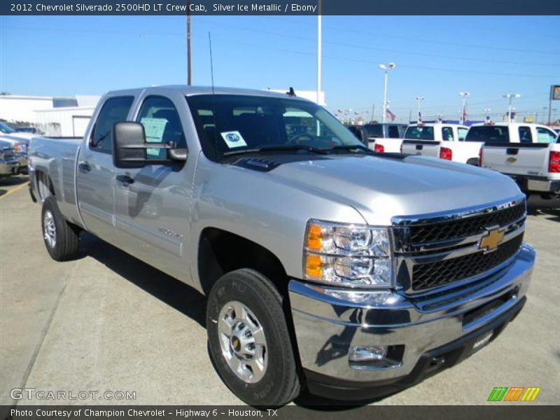 Front 3/4 View of 2012 Silverado 2500HD LT Crew Cab