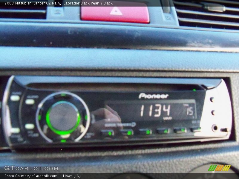 Labrador Black Pearl / Black 2003 Mitsubishi Lancer OZ Rally