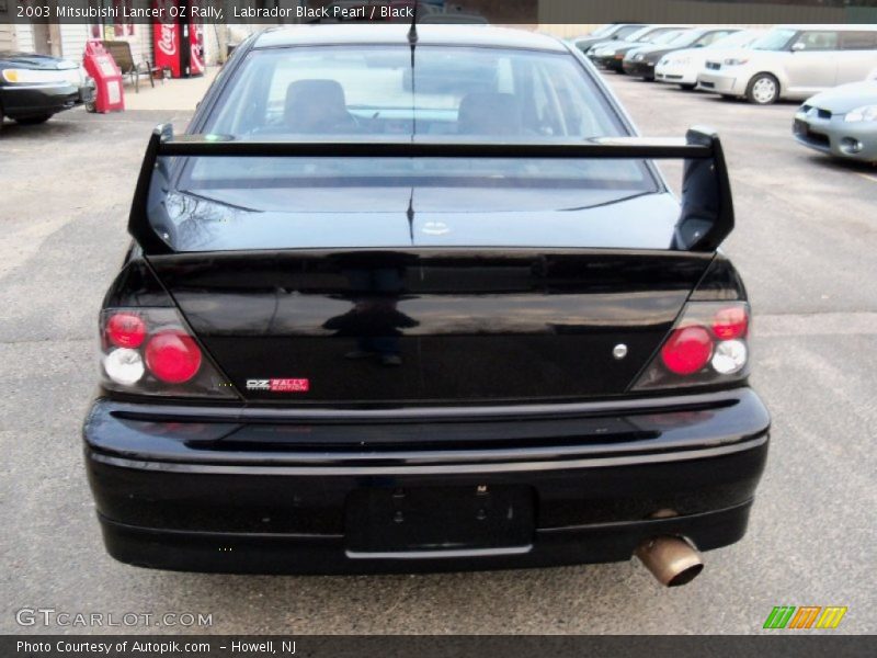 Labrador Black Pearl / Black 2003 Mitsubishi Lancer OZ Rally
