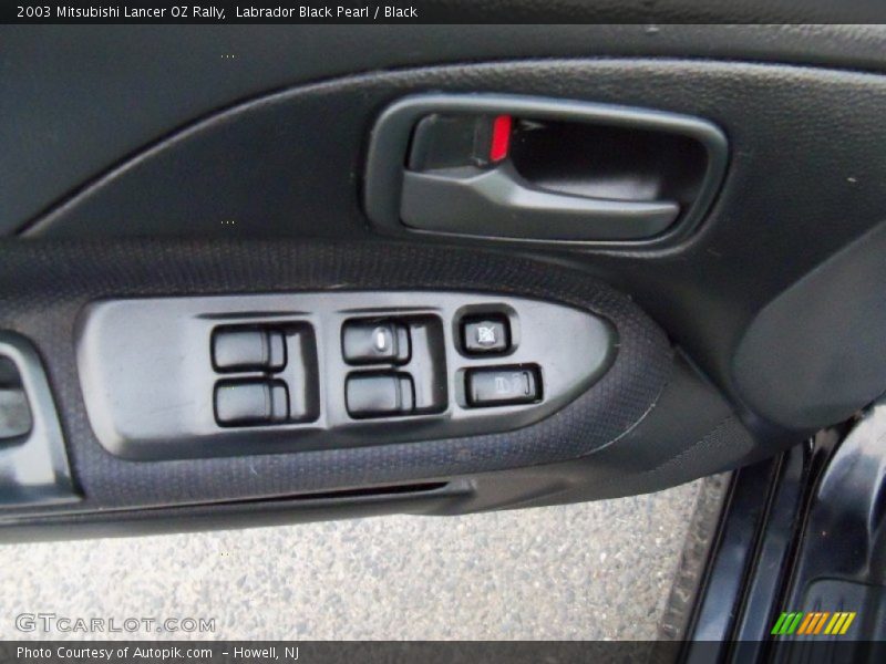 Labrador Black Pearl / Black 2003 Mitsubishi Lancer OZ Rally
