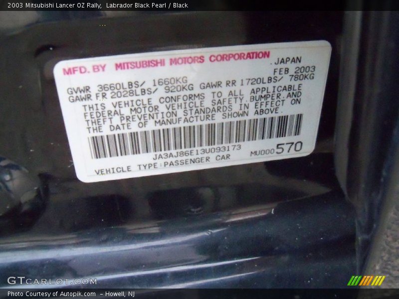 Labrador Black Pearl / Black 2003 Mitsubishi Lancer OZ Rally