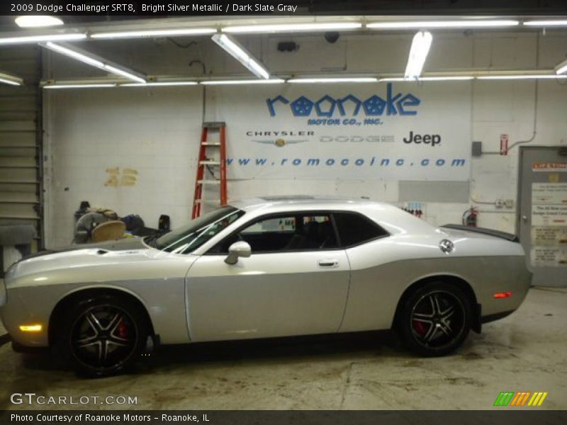 Bright Silver Metallic / Dark Slate Gray 2009 Dodge Challenger SRT8