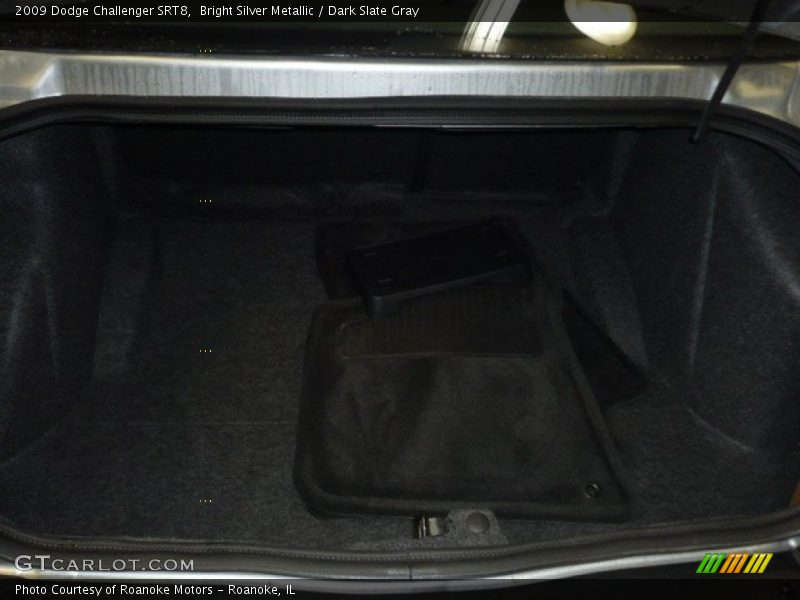 Bright Silver Metallic / Dark Slate Gray 2009 Dodge Challenger SRT8