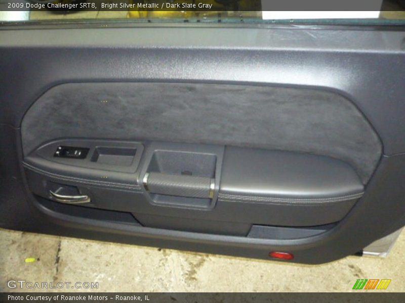 Bright Silver Metallic / Dark Slate Gray 2009 Dodge Challenger SRT8